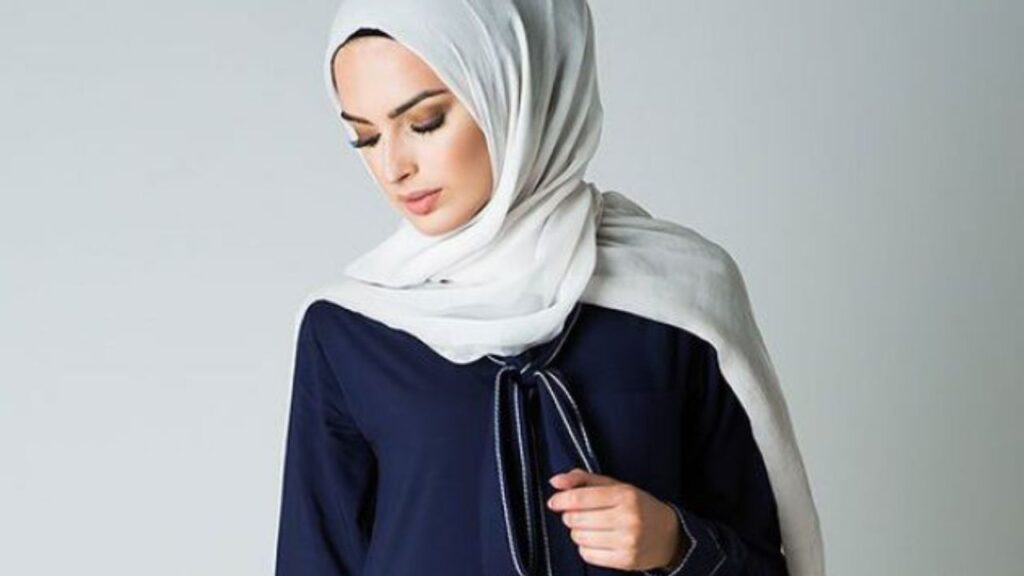 idea baju navy blue tudung warna apa ? tudung warna perak