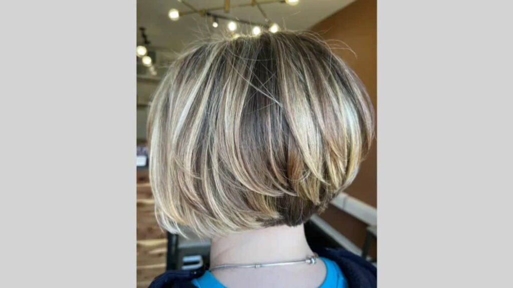 gaya rambut layer pendek perempuan, rounded short layered bob