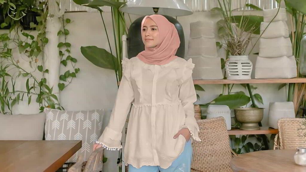 baju coklat milo tudung warna peach