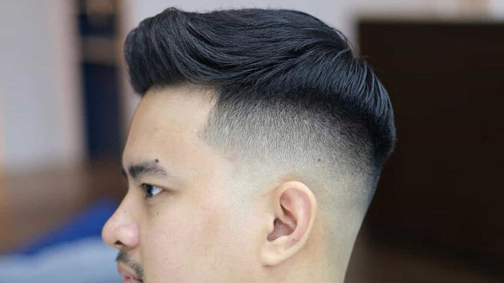 gaya rambut pendek pria sesuai bentuk wajah,quiff (untuk muka persegi)