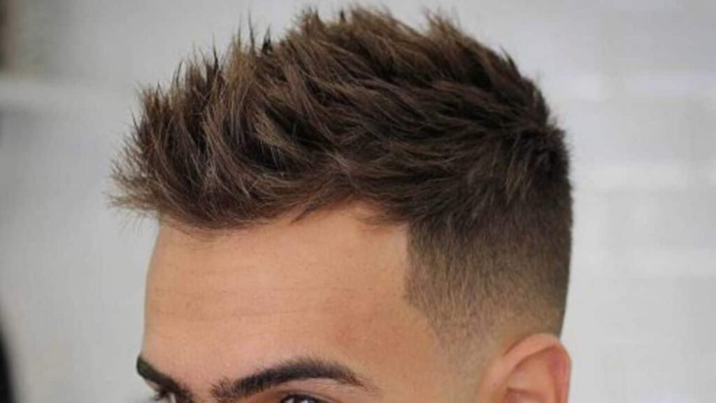 style rambut lelaki pendek dan kemas, spiky sections