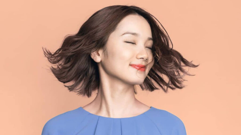 style rambut perempuan pendek gaya korea, messy short hair