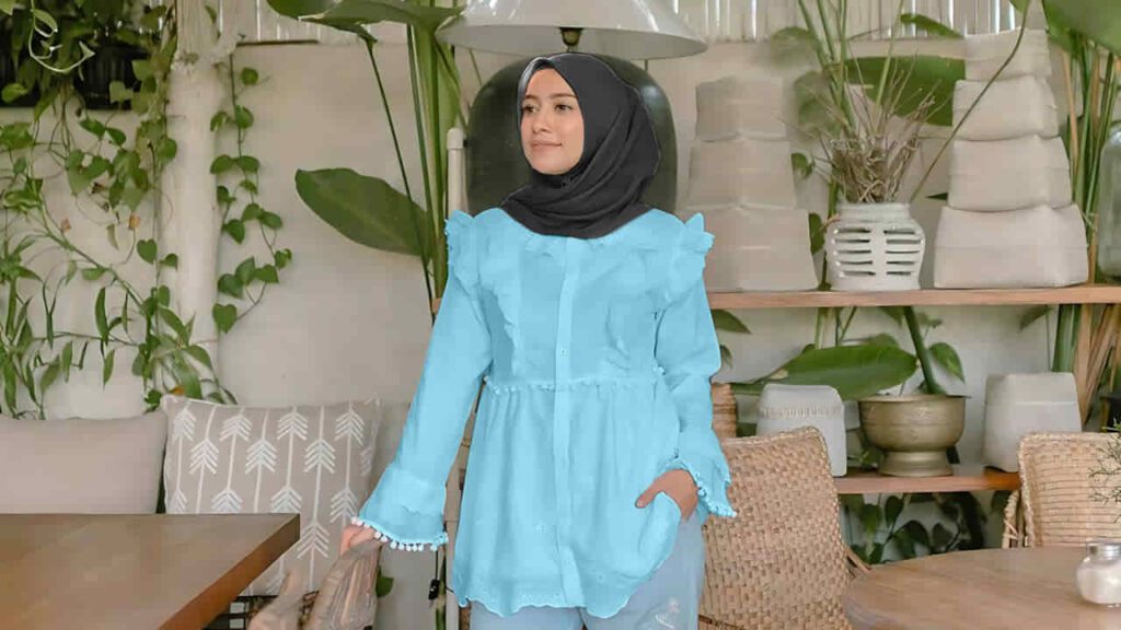 baju baby blue tudung warna hitam