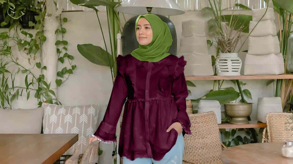 baju burgundy tudung warna hijau zaitun