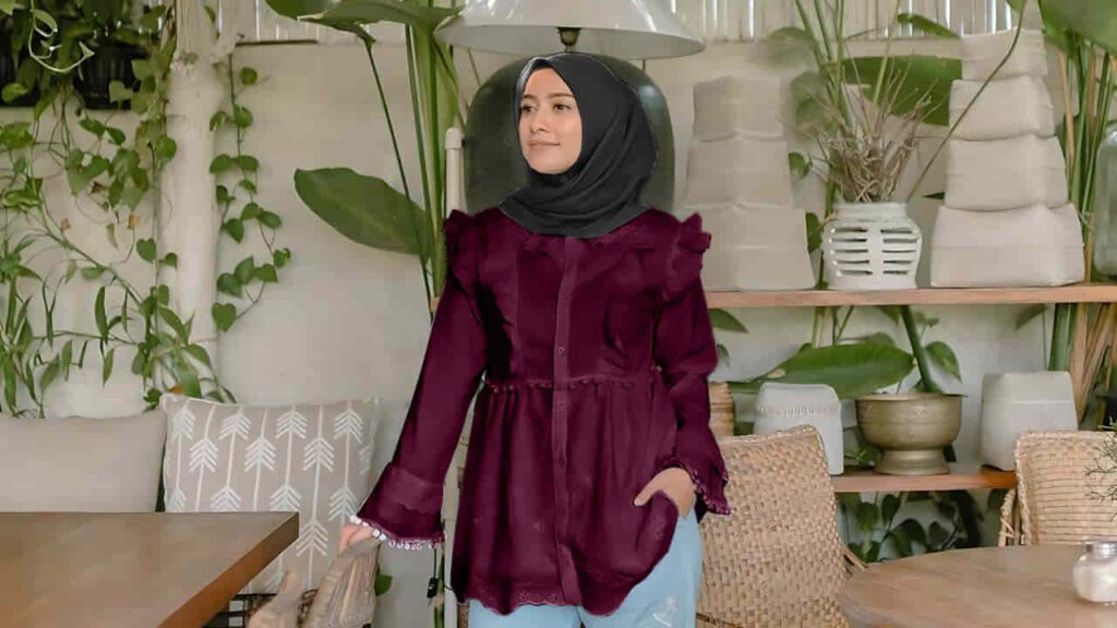 baju burgundy tudung warna hitam