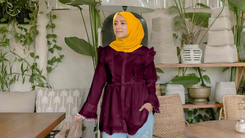 baju burgundy tudung warna kuning kunyit