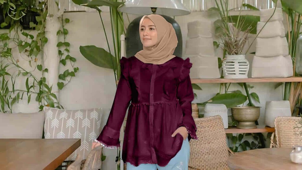 baju burgundy tudung warna mocca